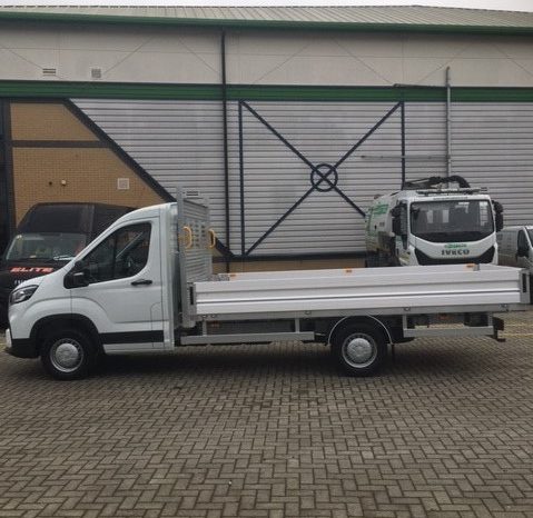 MAXUS Deliver 9 4.2m Dropside full