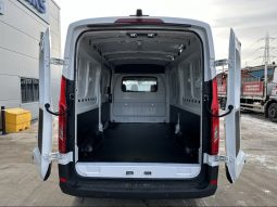 MAXUS eDeliver 9 L3H2 88.5kW Panel Van full